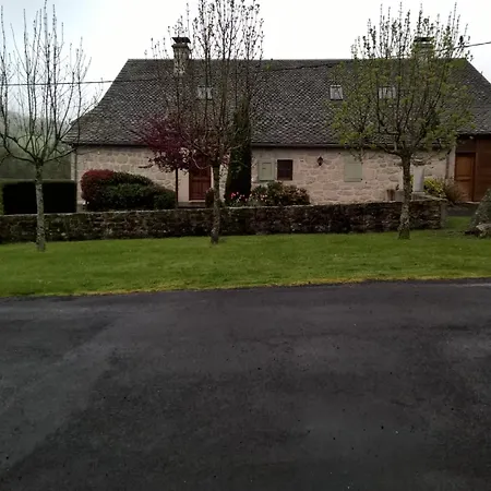 Appart'aubrac アパート Cassuejouls